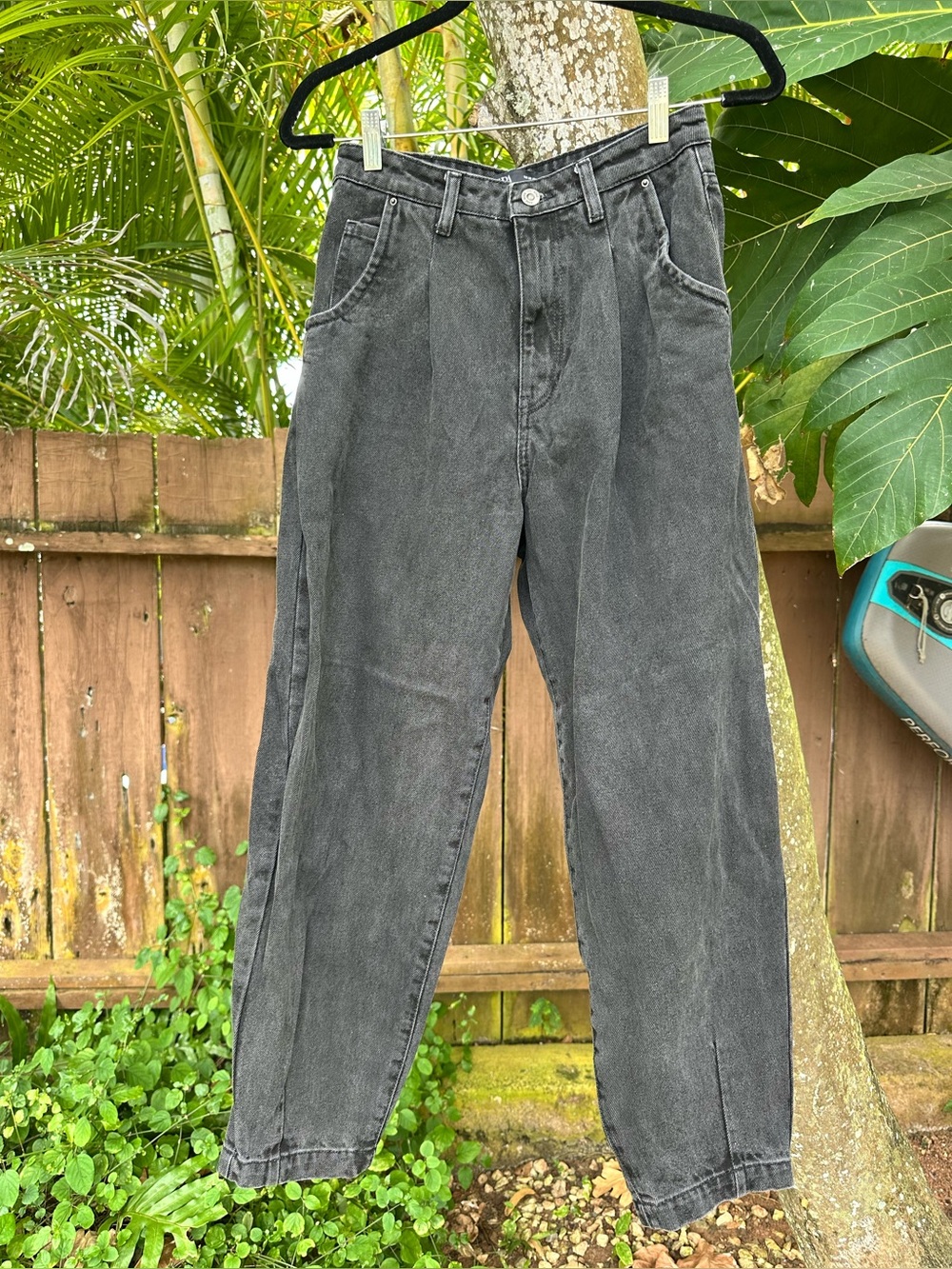 Zara Barrel Leg High Rise Jeans Size 4